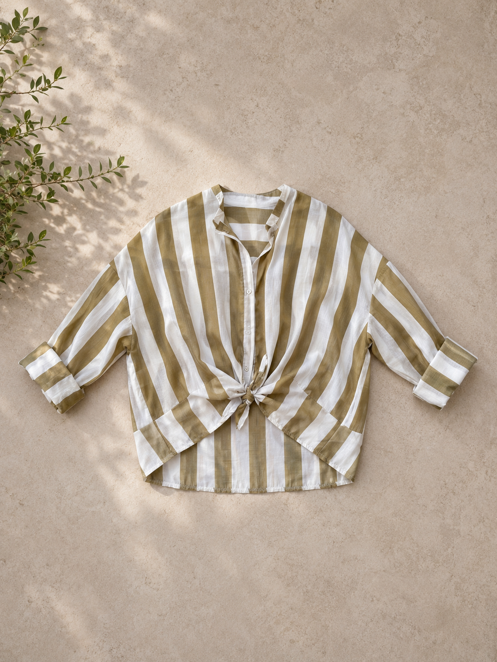 Camicia a righe con nodino verde