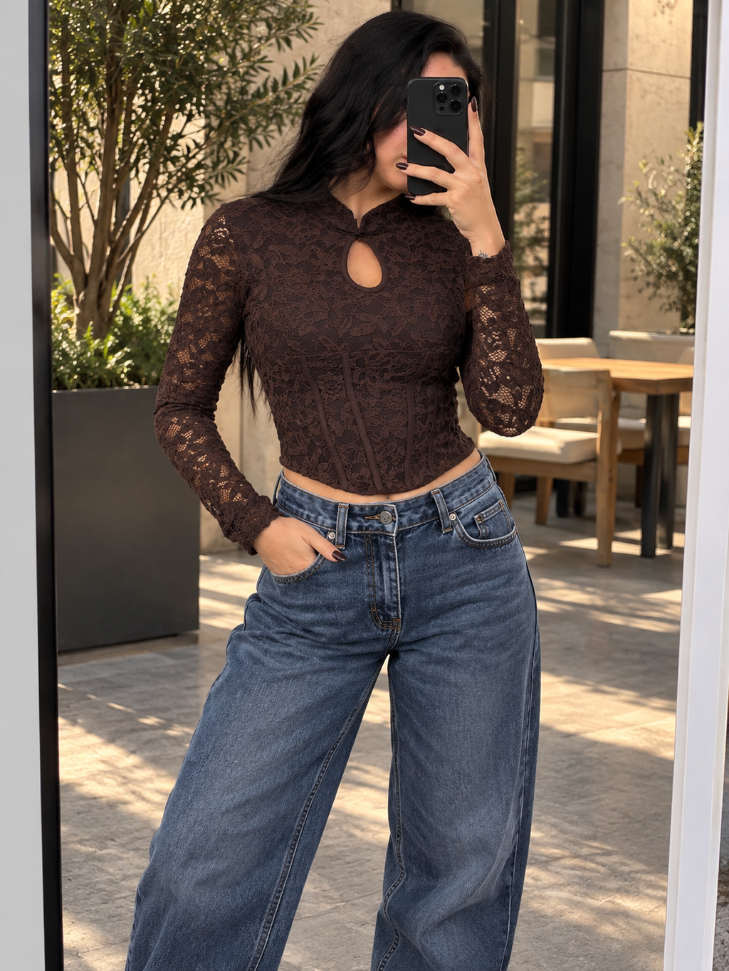 Top cropped in pizzo marrone