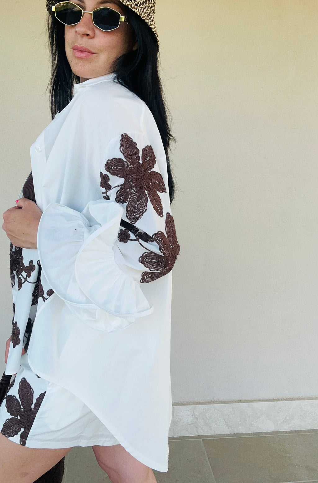Camicia con ricamo