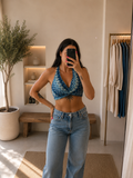 Top halter incrociato con stampa geometrica